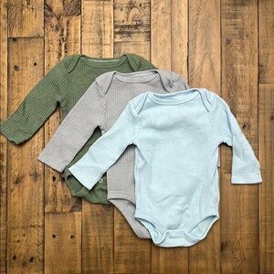 0-3M Long Sleeve Onesie Set - Green, Gray, and Blue
